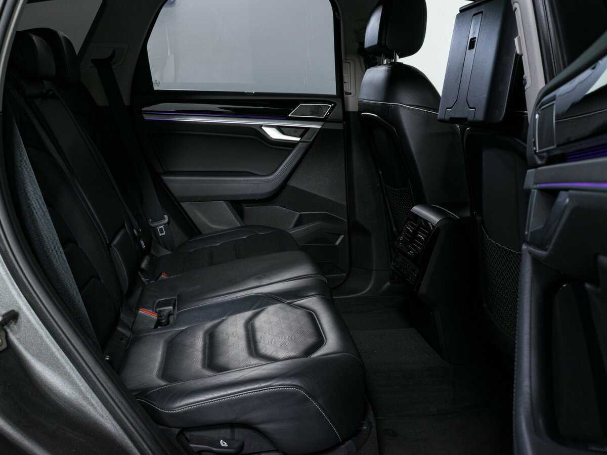 Купить Volkswagen Touareg, 2019, 157 400 км, фото №14