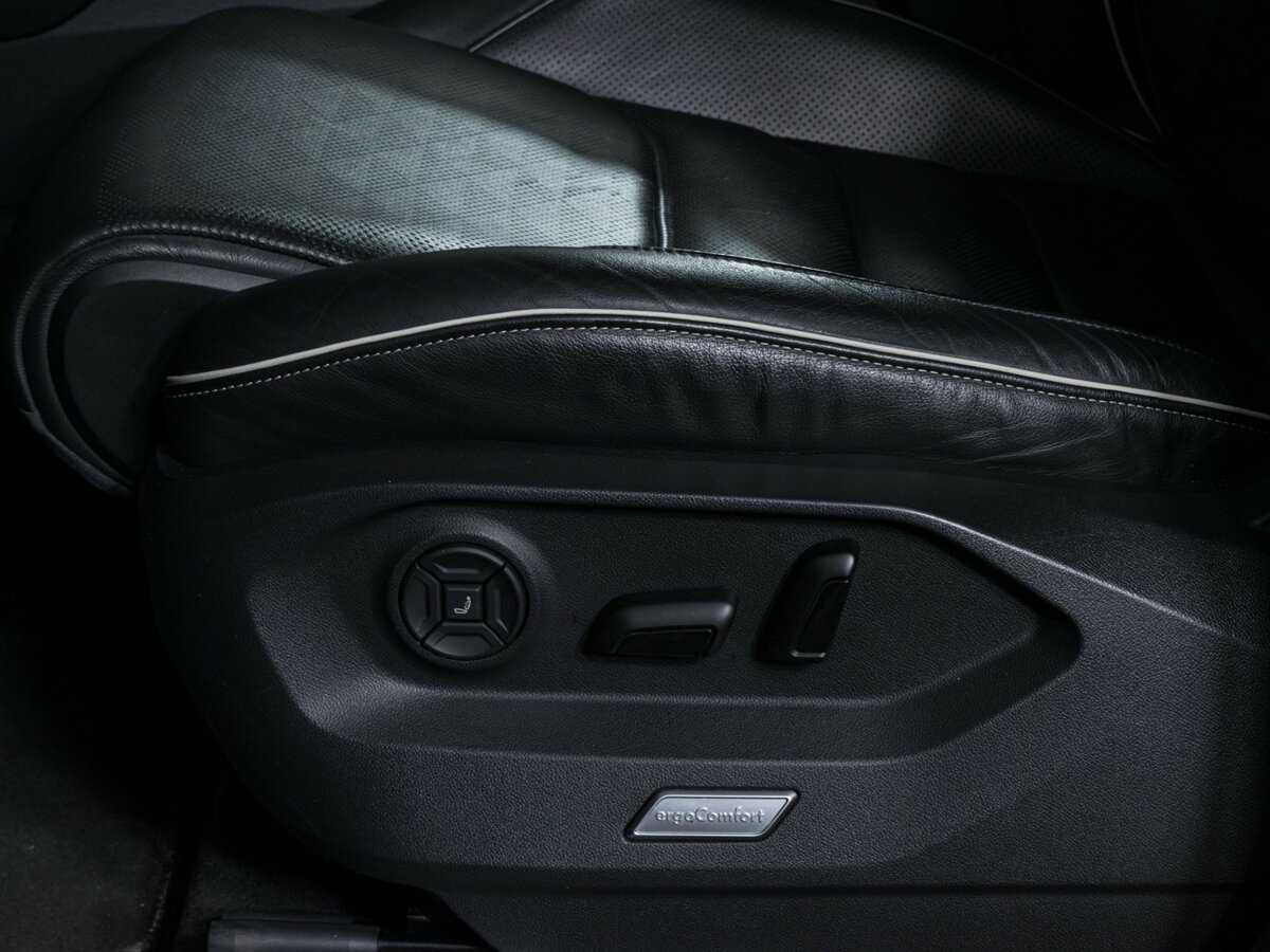 Купить Volkswagen Touareg, 2019, 157 400 км, фото №20