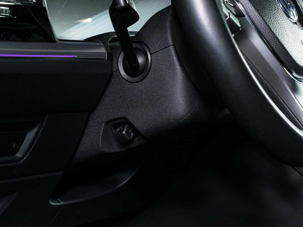 Купить Volkswagen Touareg, 2019, 157 400 км, фото №22