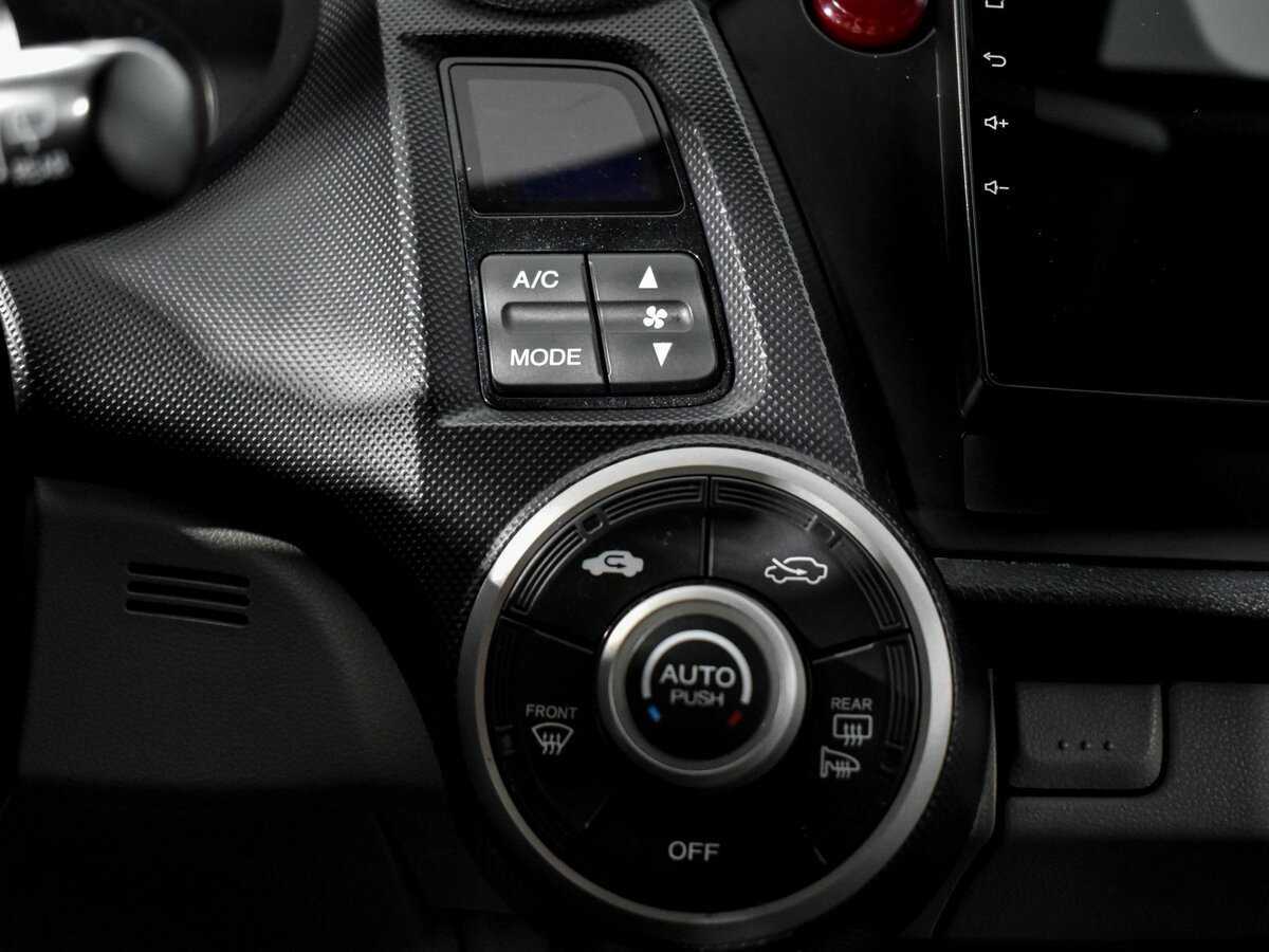 Купить Honda Insight, 2010, 265 129 км, фото №11