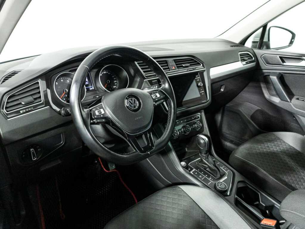 Купить Volkswagen Tiguan, 2019, 115 775 км, фото №11