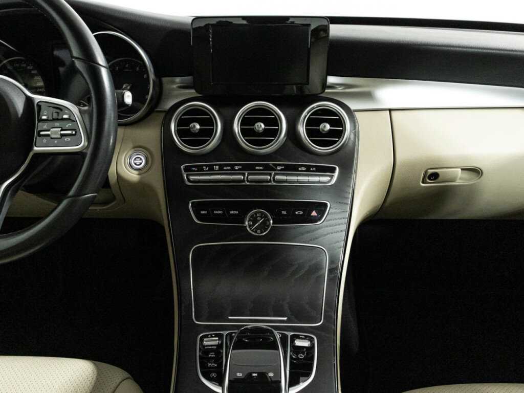 Купить Mercedes-Benz C-Класс 180, 2019, 104 558 км, фото №14