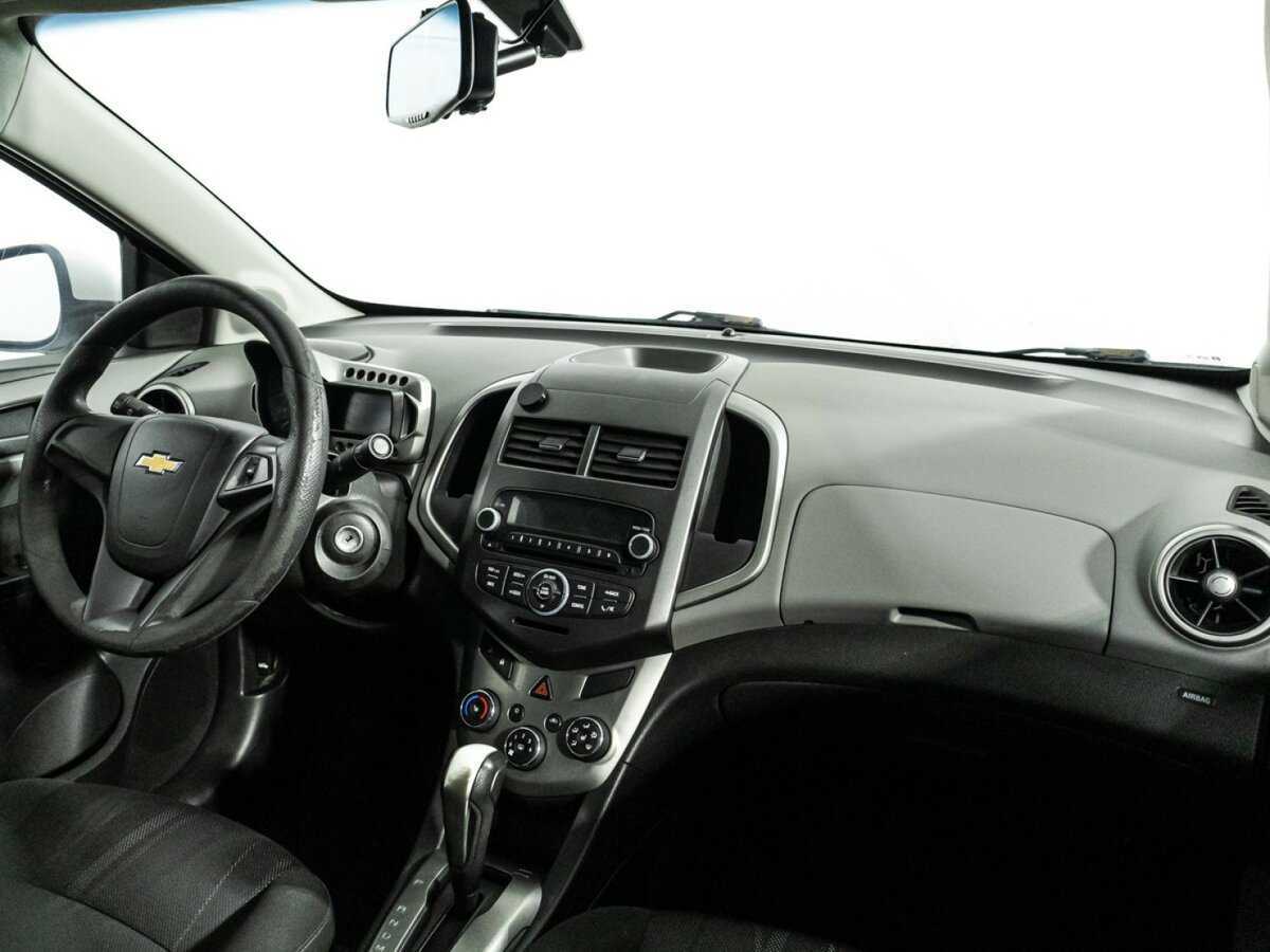 Купить Chevrolet Aveo, 2015, 237 876 км, фото №9