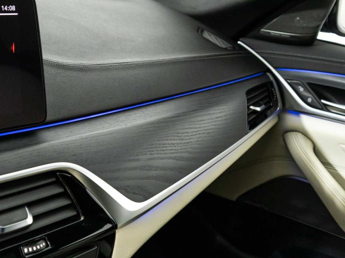 Купить BMW 5 серии 530d xDrive, 2020, 66 666 км, фото №21
