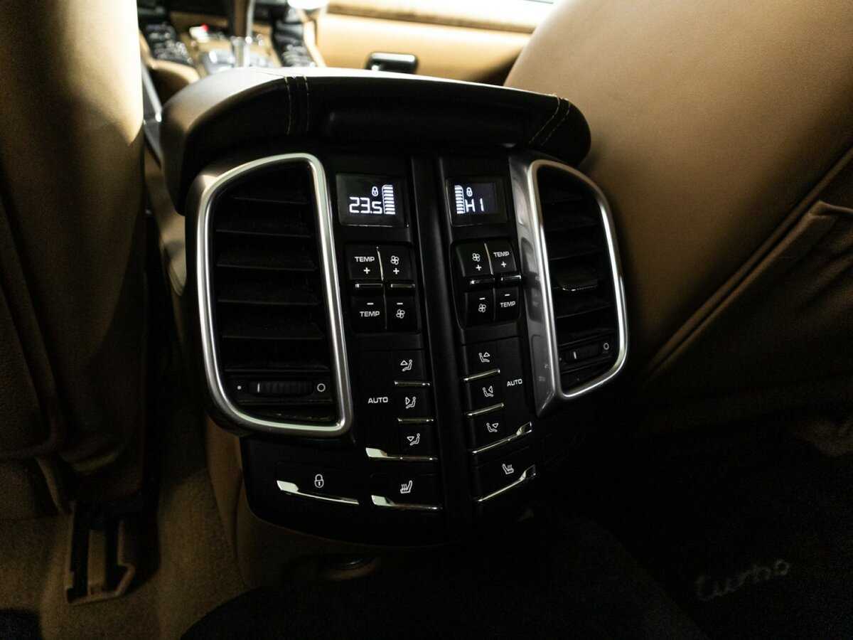 Купить Porsche Cayenne Turbo, 2015, 149 056 км, фото №23