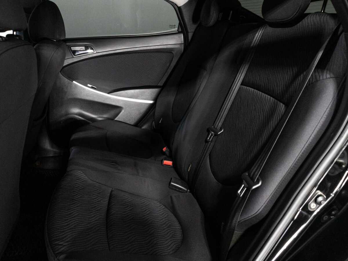 Купить Hyundai Solaris, 2011, 172 938 км, фото №10