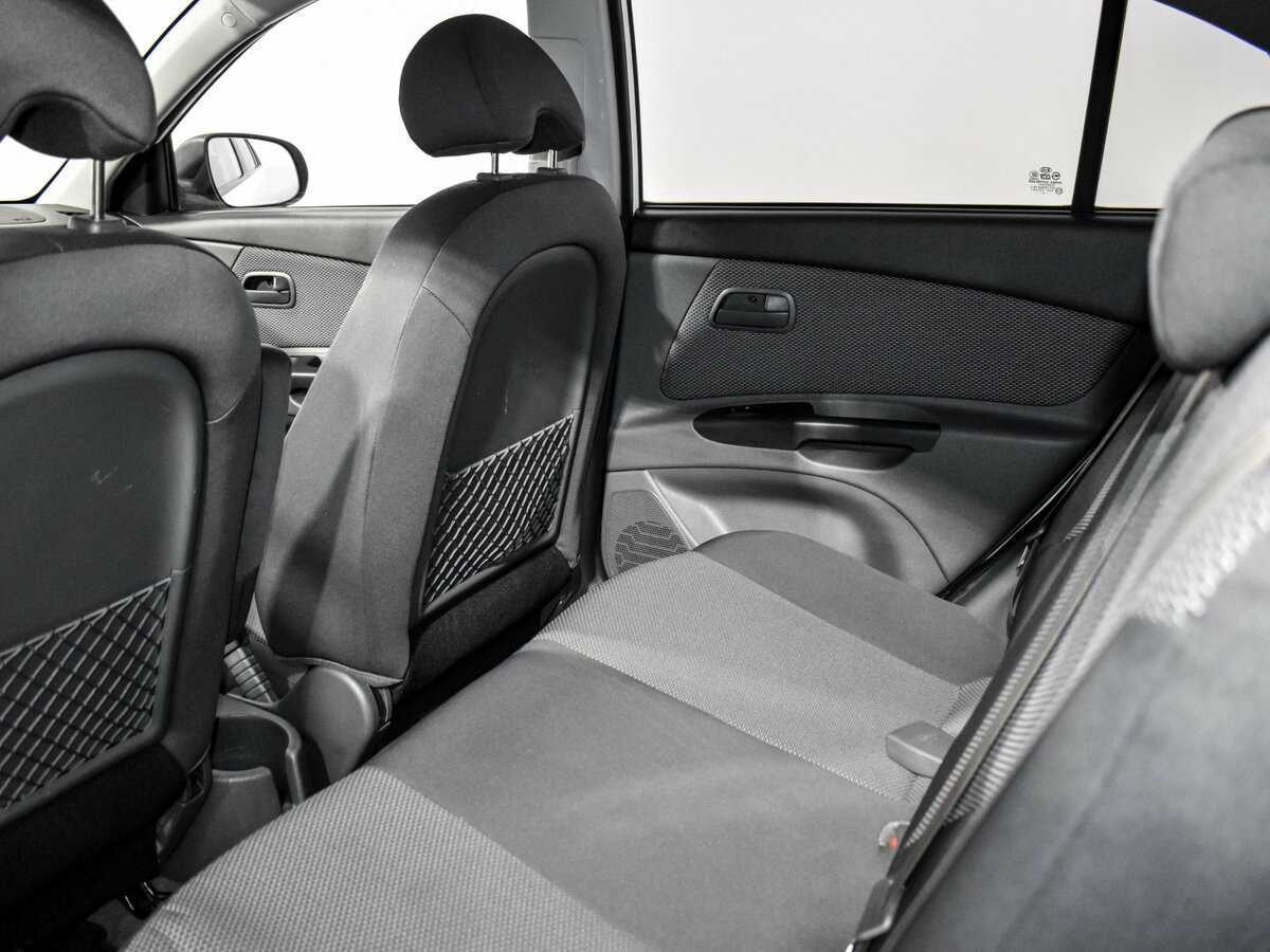 Купить Kia Rio, 2010, 178 289 км, фото №12