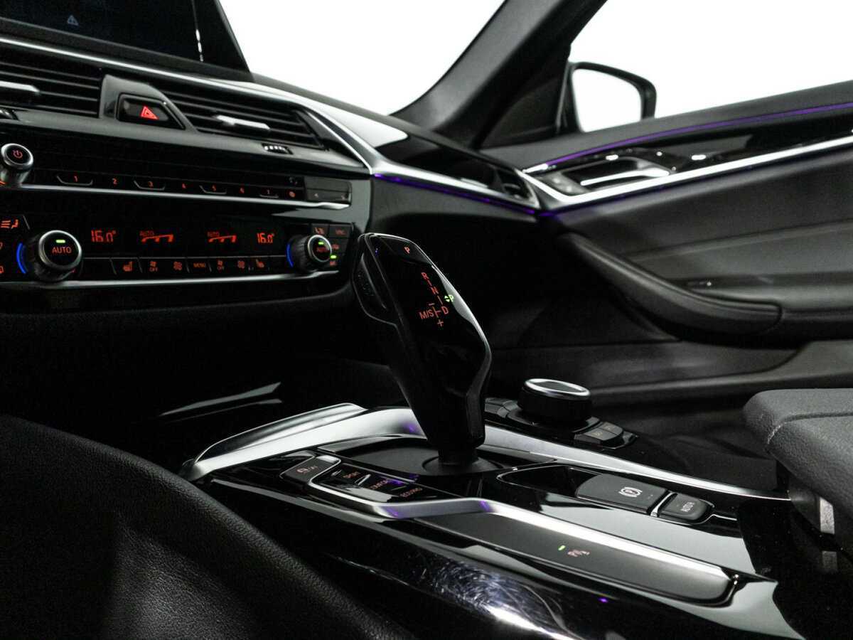 Купить BMW 5 серии 520i, 2019, 104 316 км, фото №18