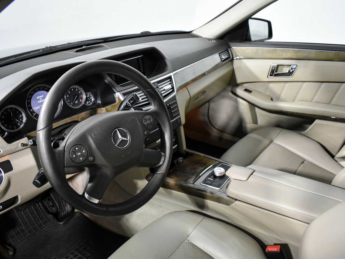 Купить Mercedes-Benz E-Класс 300, 2010, 235 044 км, фото №7