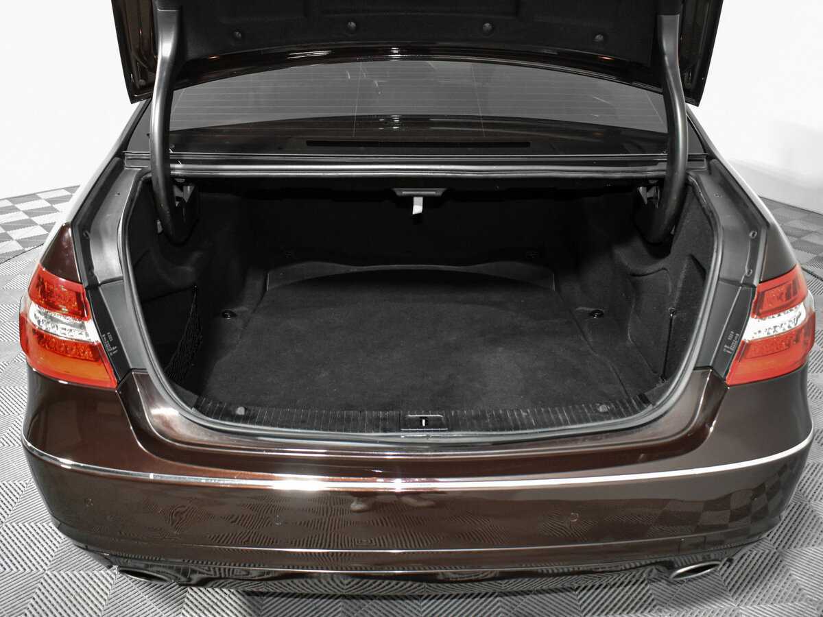 Купить Mercedes-Benz E-Класс 300, 2010, 235 044 км, фото №19