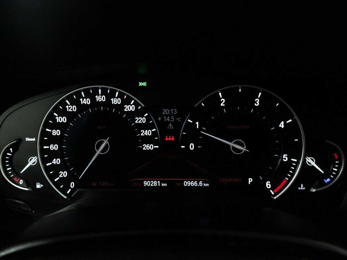 Купить BMW 5 серии 520d, 2019, 90 279 км, фото №12