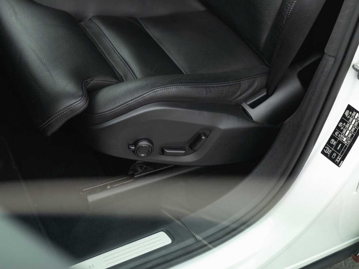 Купить Volvo XC60, 2019, 49 849 км, фото №13