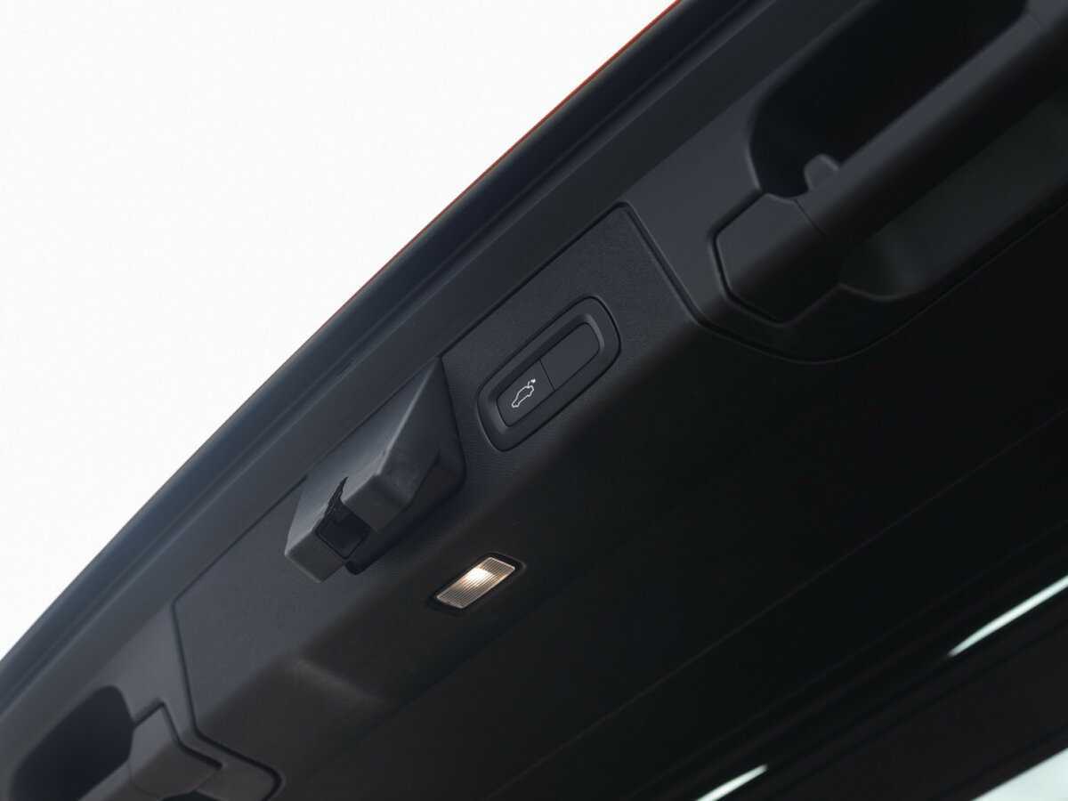 Купить Volvo XC60, 2019, 49 849 км, фото №17