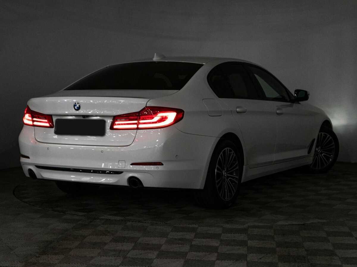 Купить BMW 5 серии 520d xDrive, 2019, 90 536 км, фото №30