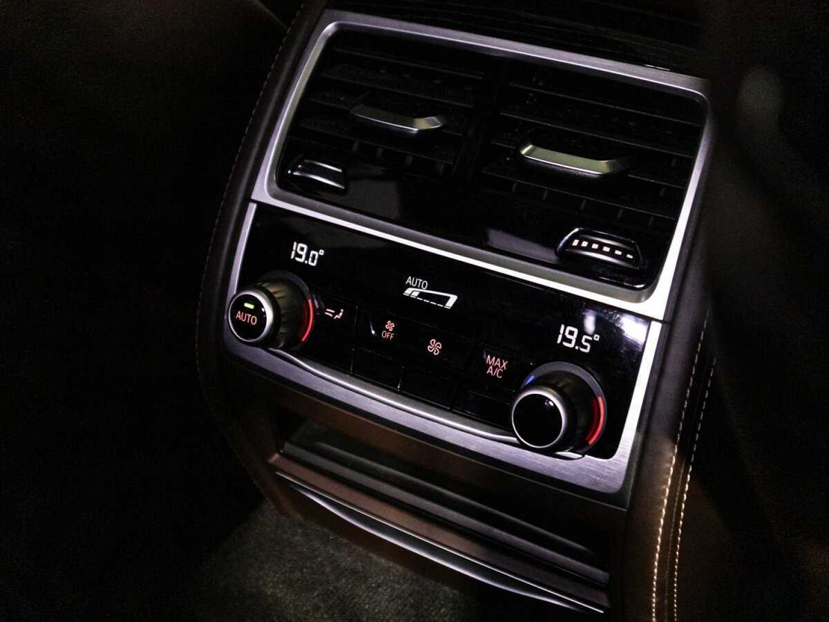 Купить BMW 7 серии 730d xDrive, 2018, 117 163 км, фото №26