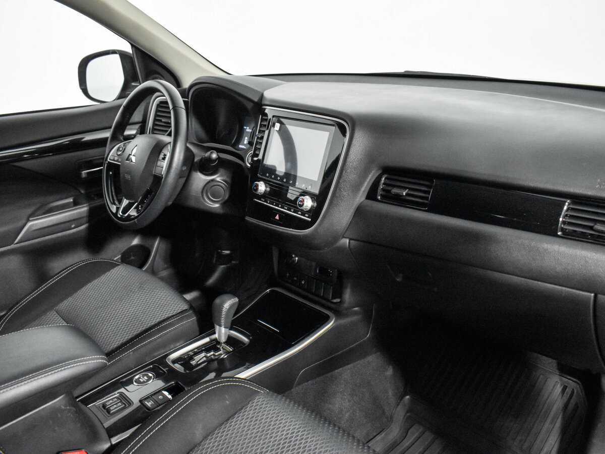 Купить Mitsubishi Outlander, 2021, 36 408 км, фото №14