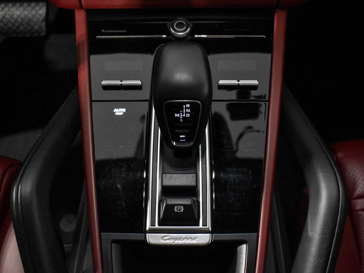 Купить Porsche Cayenne, 2018, 143 629 км, фото №9