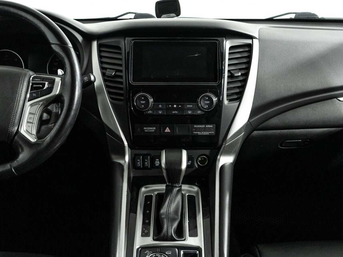 Купить Mitsubishi Pajero Sport, 2019, 75 396 км, фото №14