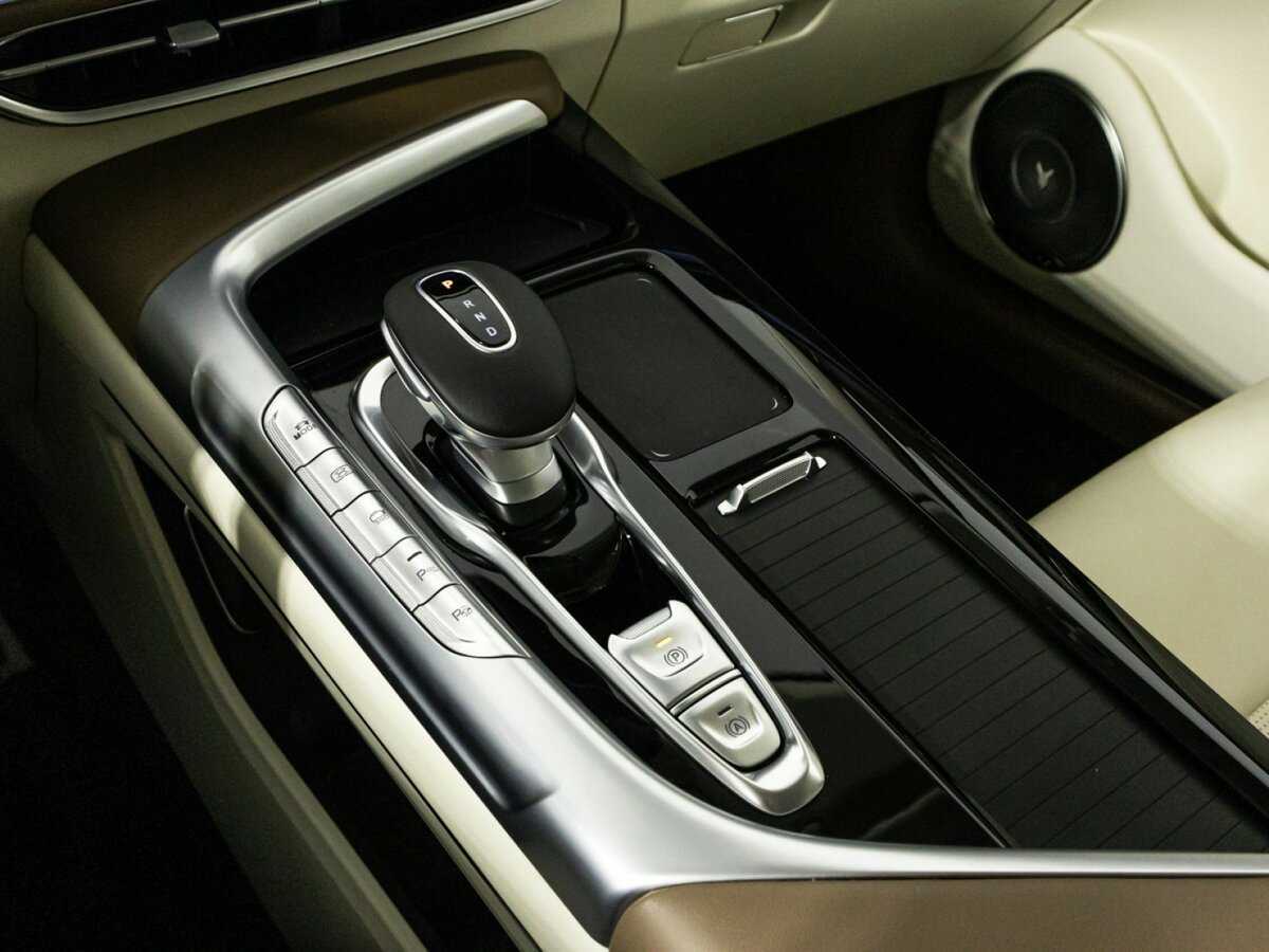 Купить Voyah Free EVR LONG RANGE, 2022, 44 011 км, фото №23