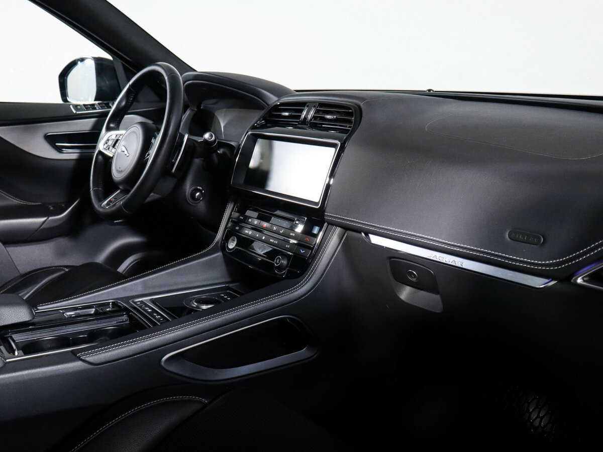 Купить Jaguar F-Pace, 2016, 130 842 км, фото №9