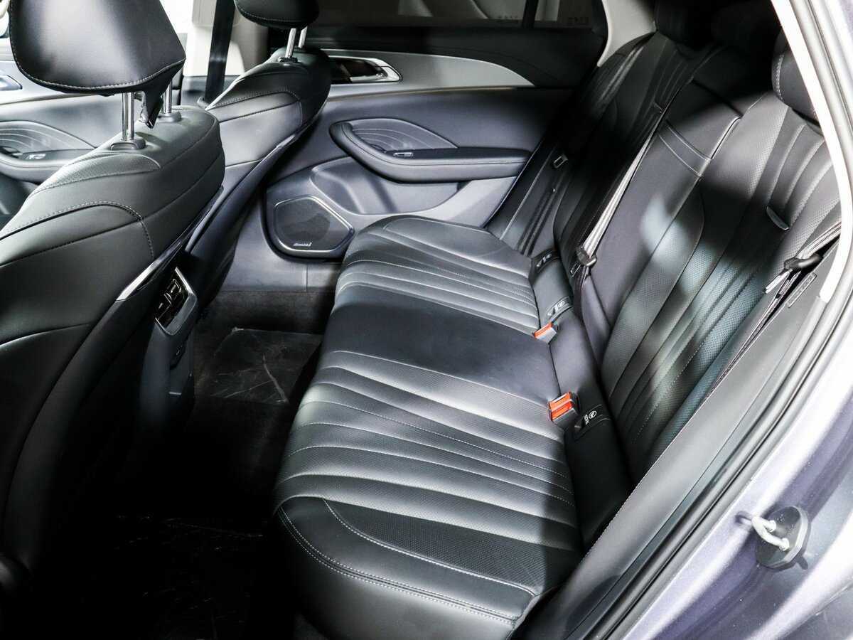 Купить Hongqi H5, 2022, 33 990 км, фото №7