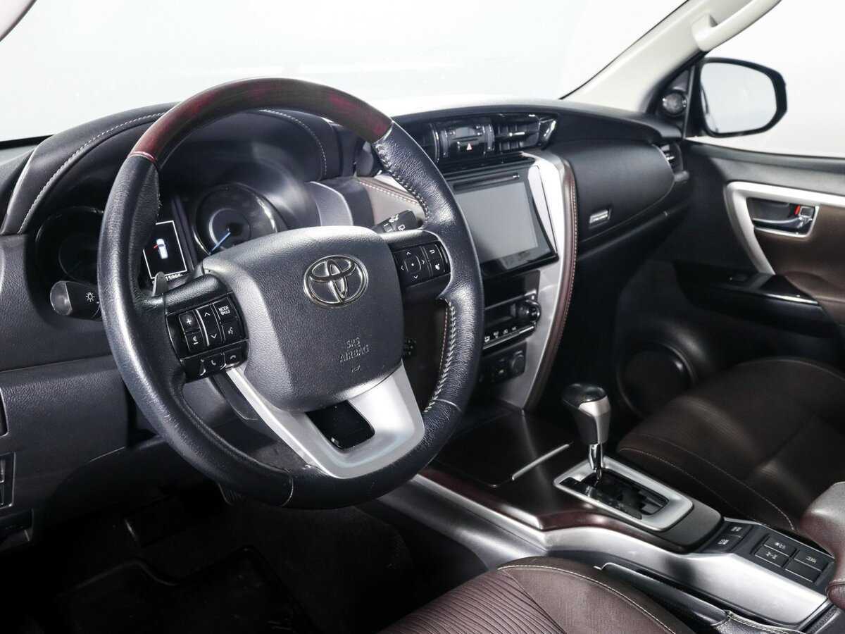 Купить Toyota Fortuner, 2019, 117 000 км, фото №11