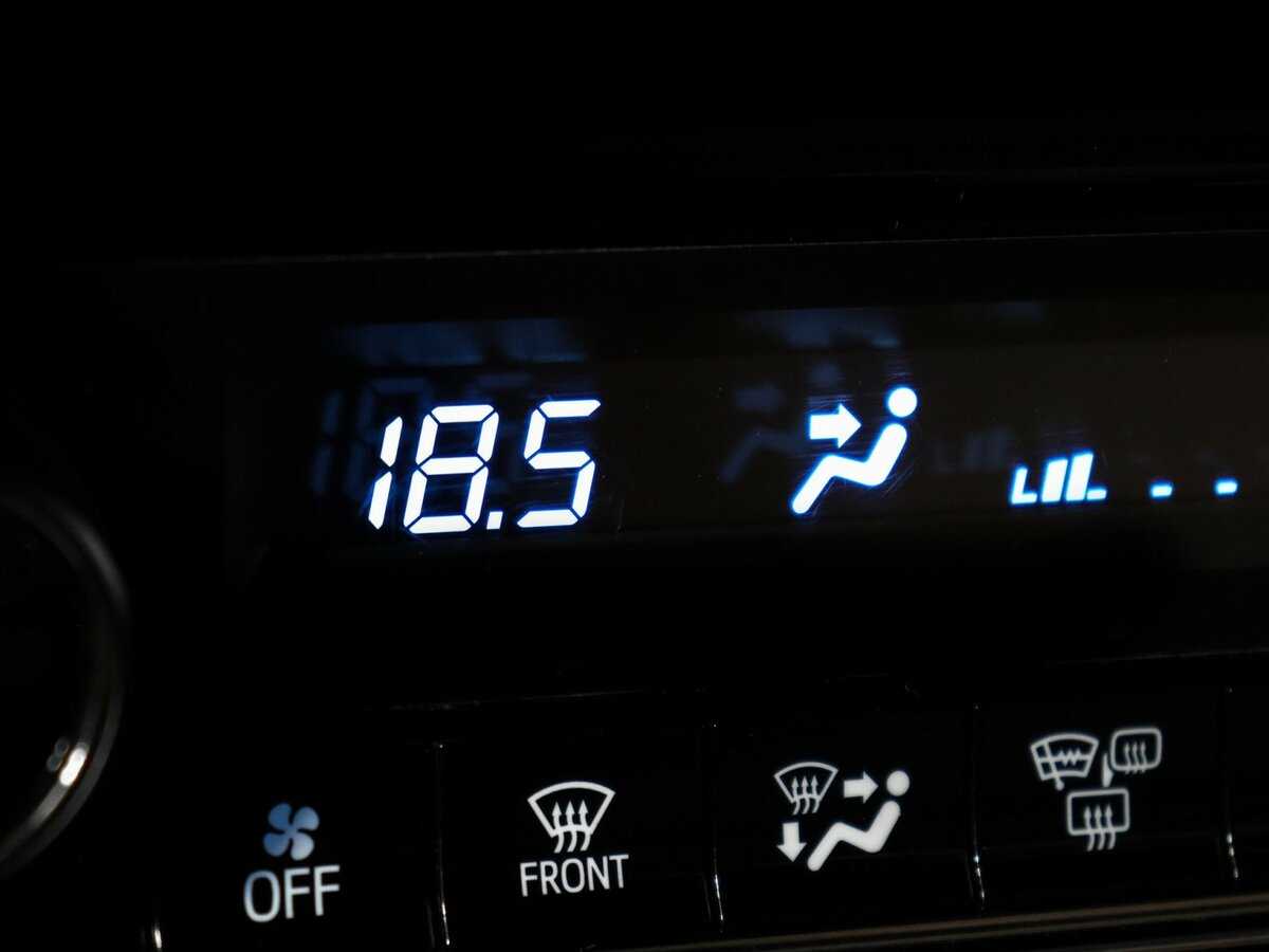 Купить Toyota Fortuner, 2019, 117 000 км, фото №16