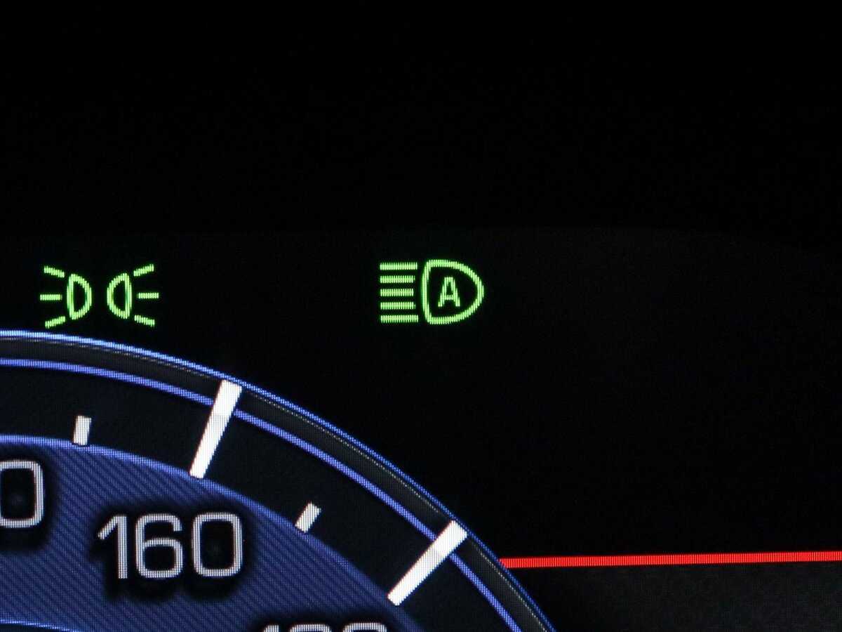 Купить Cadillac Escalade, 2018, 86 601 км, фото №24