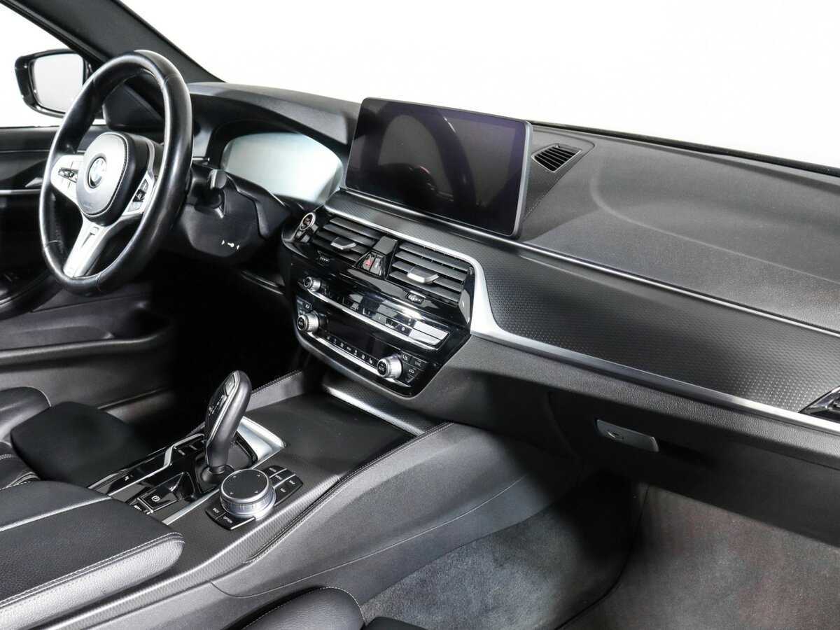 Купить BMW 5 серии 530i xDrive, 2021, 112 546 км, фото №4