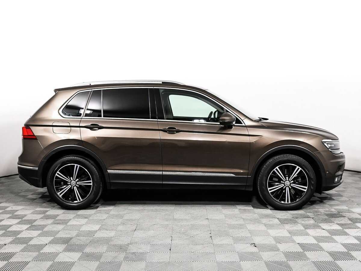 Купить Volkswagen Tiguan, 2017, 70 500 км, фото №4