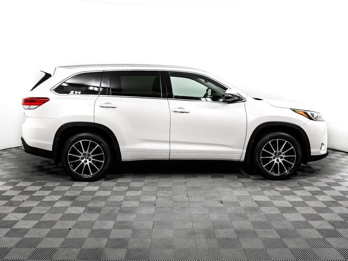 Купить Toyota Highlander, 2017, 82 473 км, фото №4