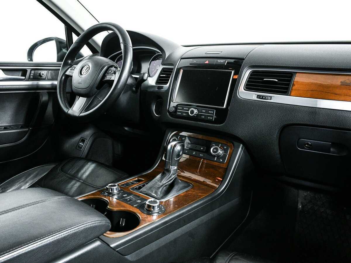 Купить Volkswagen Touareg, 2010, 141 768 км, фото №9