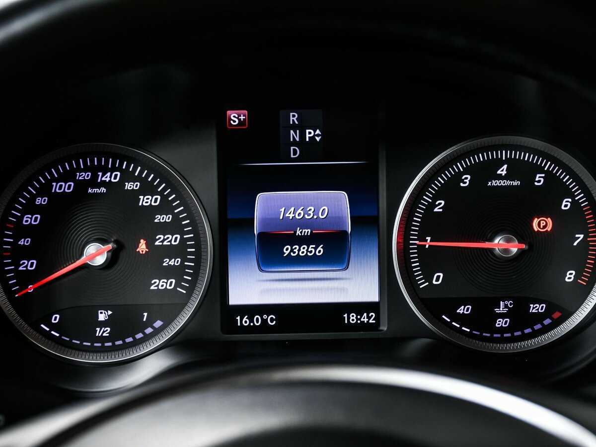 Купить Mercedes-Benz GLC 300, 2016, 93 854 км, фото №10