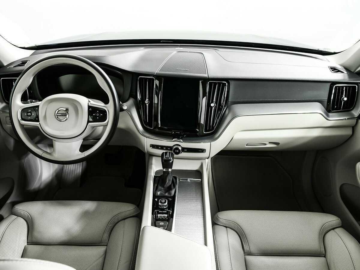Купить Volvo XC60, 2019, 48 400 км, фото №11