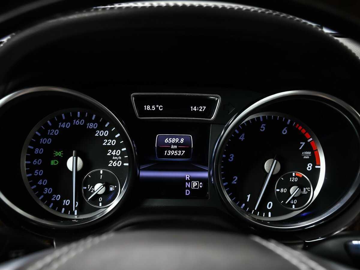 Купить Mercedes-Benz GL-Класс 500, 2012, 139 535 км, фото №10