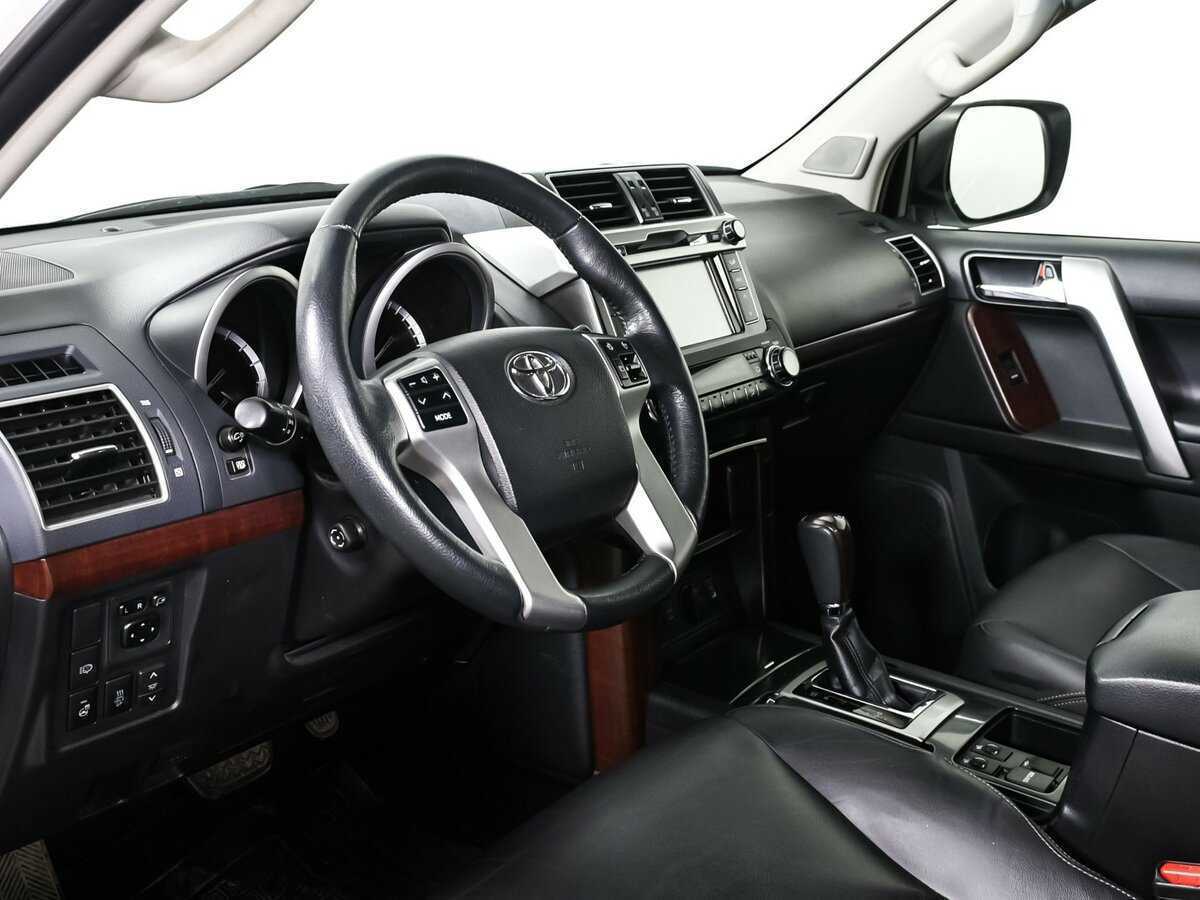 Купить Toyota Land Cruiser Prado, 2017, 91 394 км, фото №12