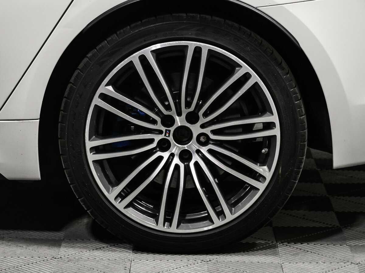 Купить BMW 5 серии 530d xDrive, 2018, 135 000 км, фото №15