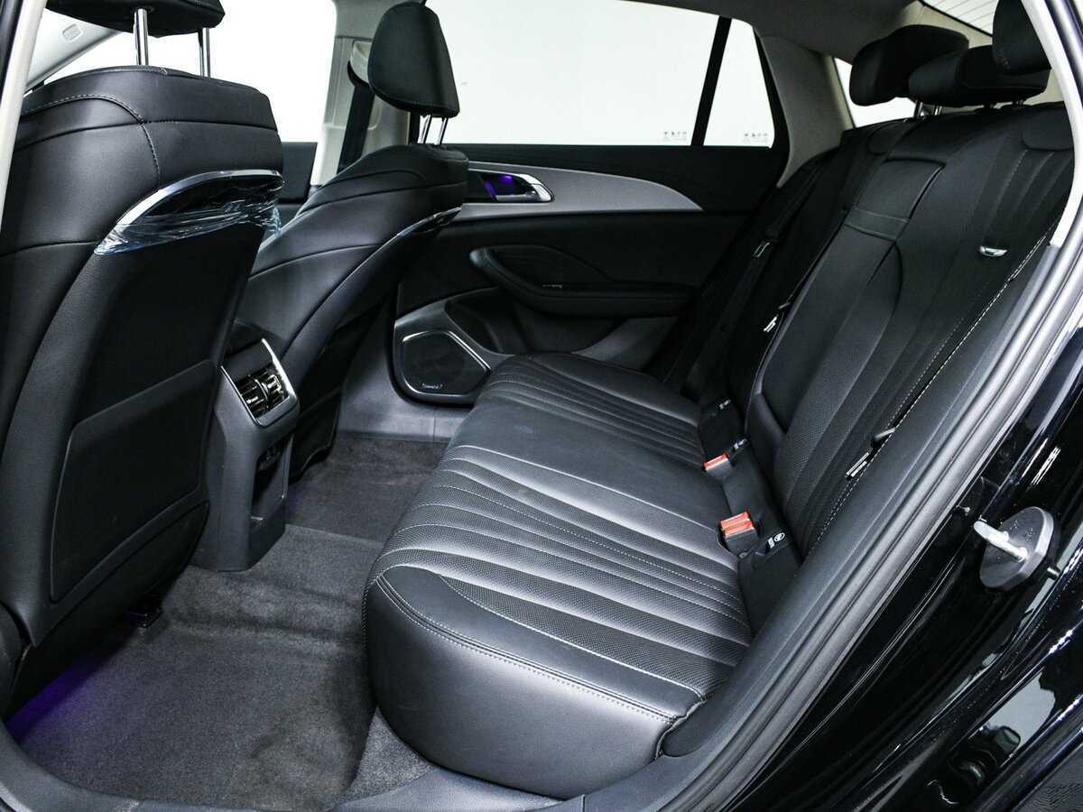 Купить Hongqi H5, 2022, 8 300 км, фото №12