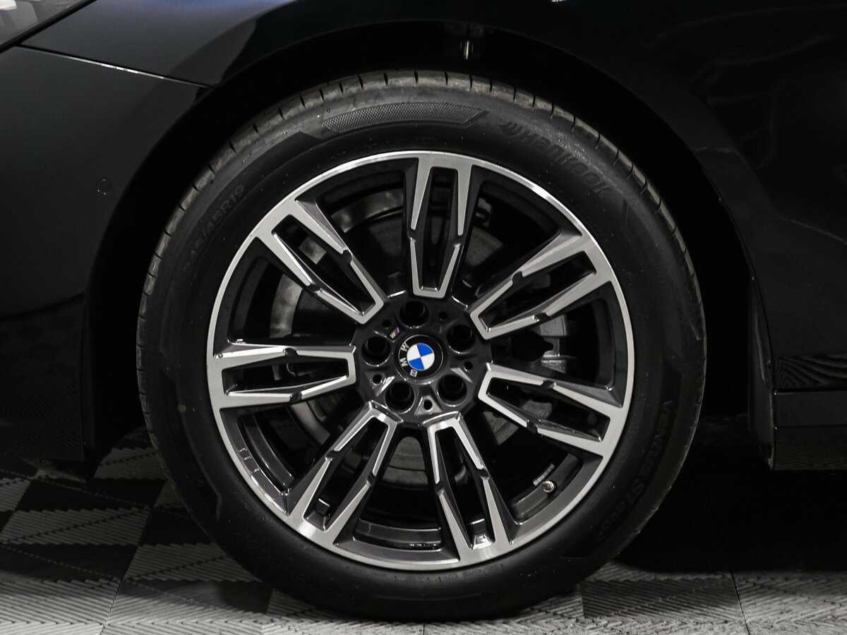 Купить BMW 5 серии Long 525Li, 2024, 4 360 км, фото №17