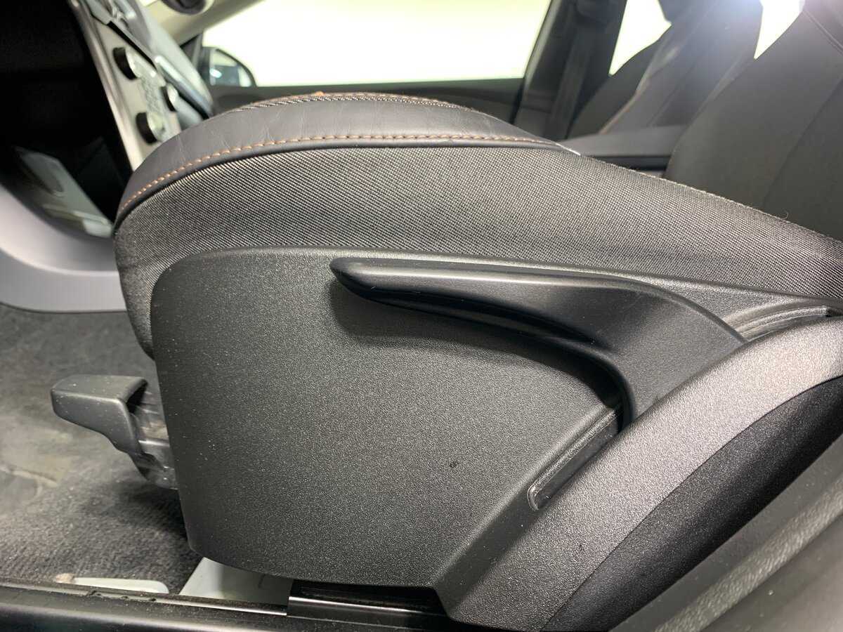 Купить Volvo V40 Cross Country, 2017, 137 895 км, фото №17