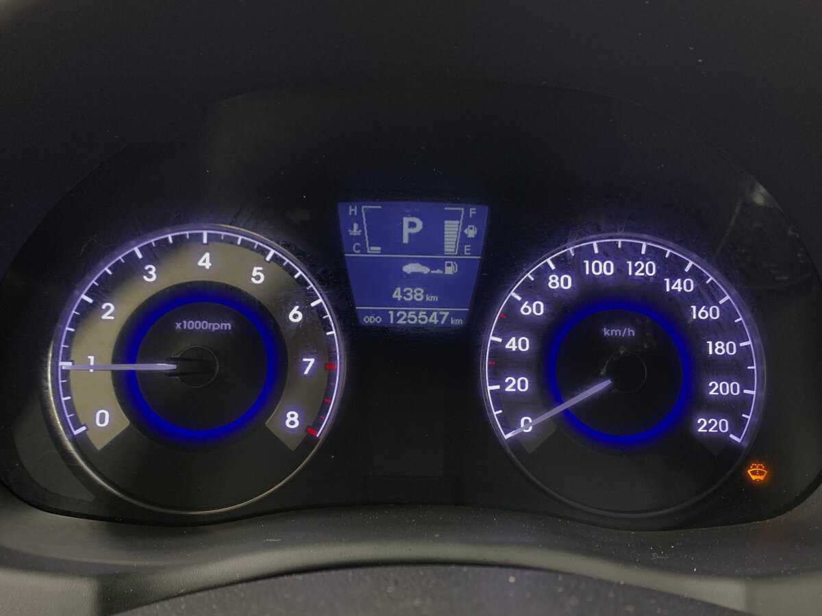 Купить Hyundai Solaris, 2012, 124 000 км, фото №15