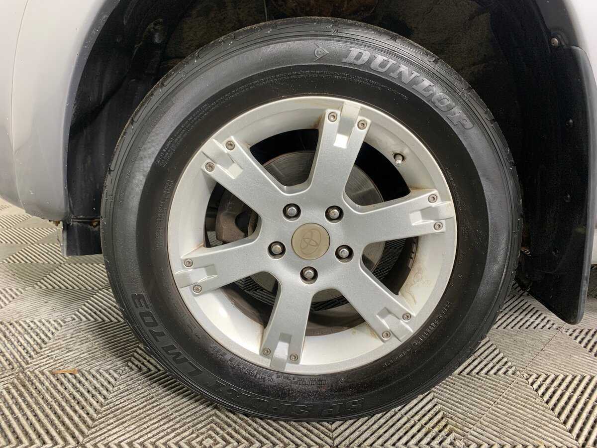 Купить Toyota RAV4, 2004, 303 998 км, фото №9