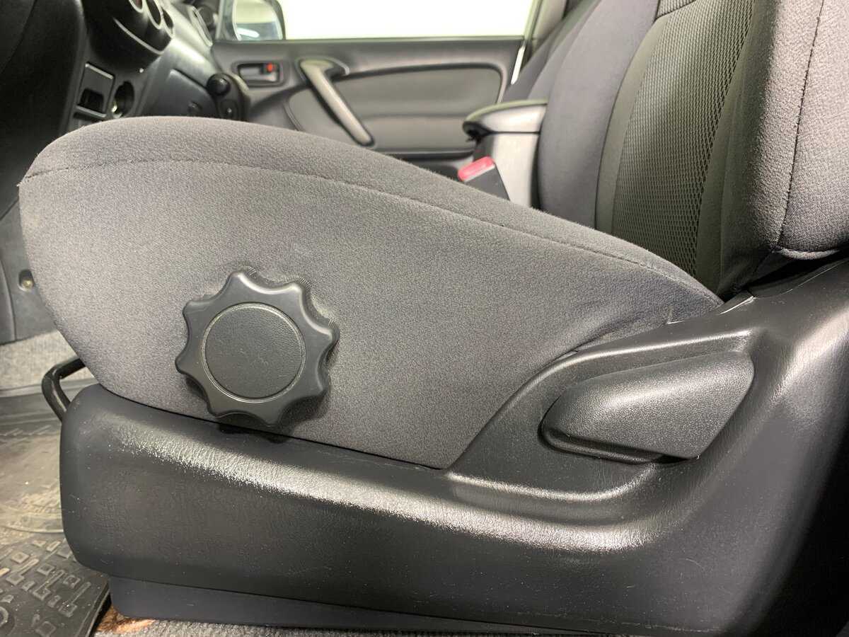 Купить Toyota RAV4, 2004, 303 998 км, фото №17