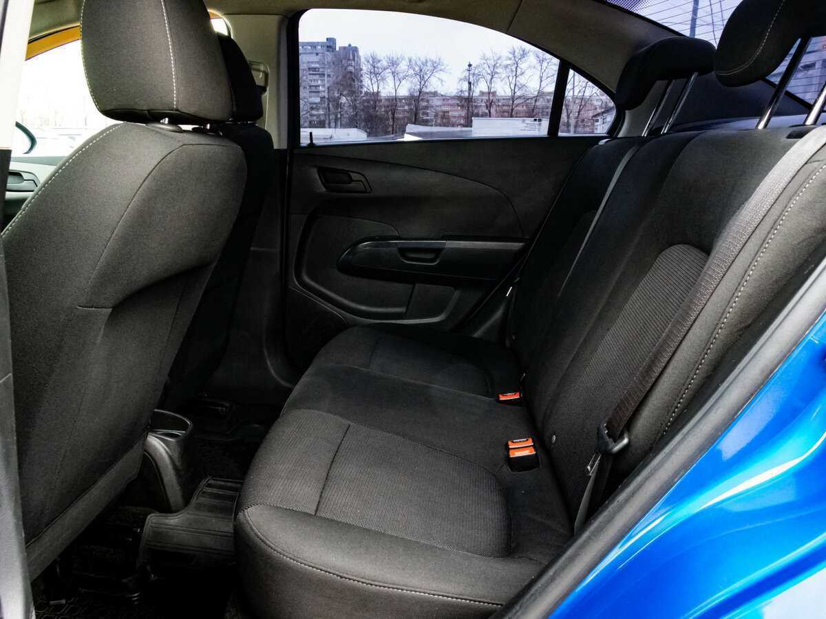 Купить Chevrolet Aveo, 2013, 243 929 км, фото №11