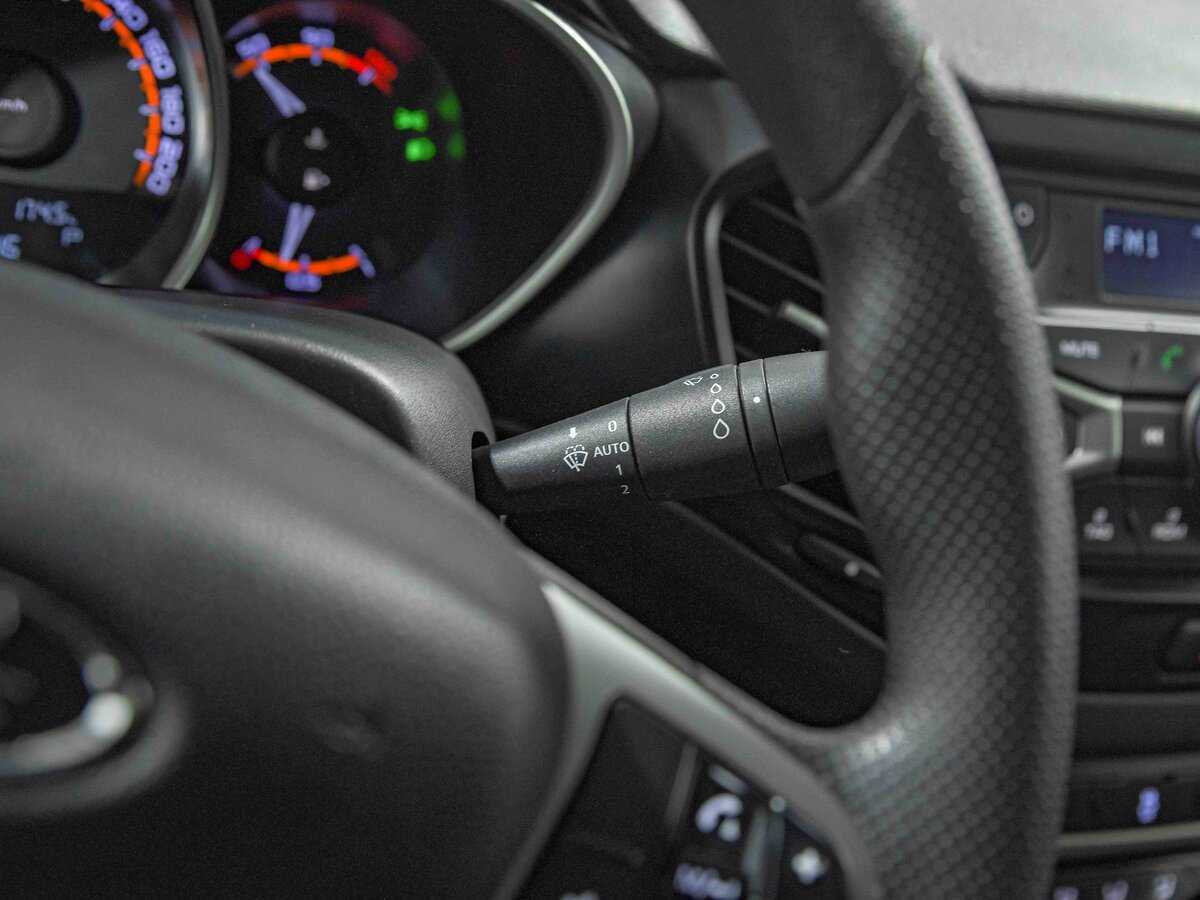 Купить Lada (ВАЗ) Vesta, 2019, 129 000 км, фото №10