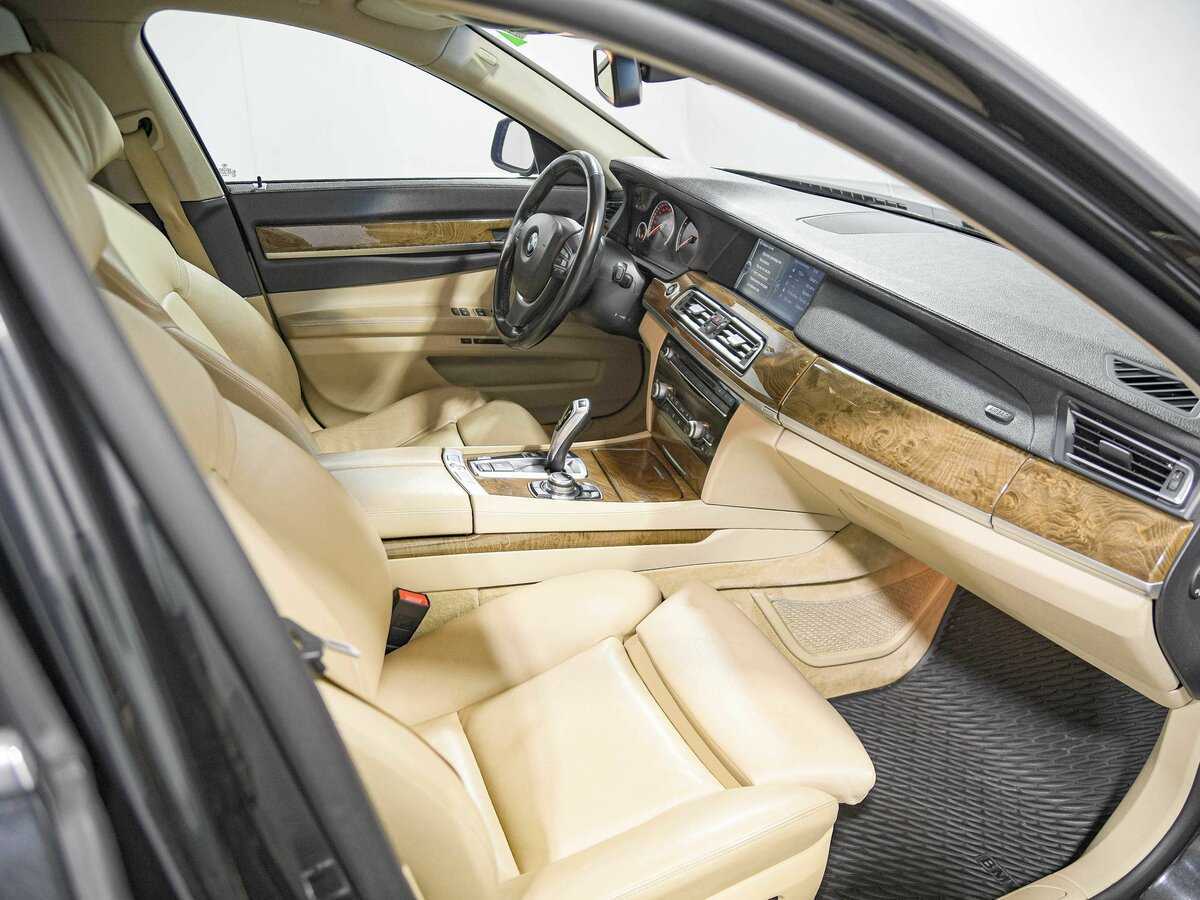 Купить BMW 7 серии 730i, 2011, 145 109 км, фото №18
