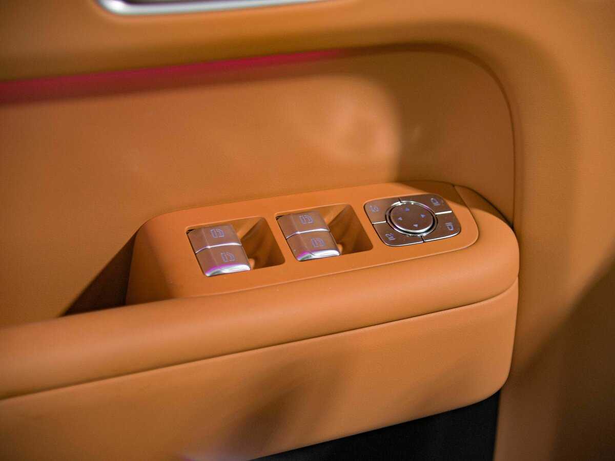 Купить LiXiang L9 52.3 kWh, 2024, 76 км, фото №14