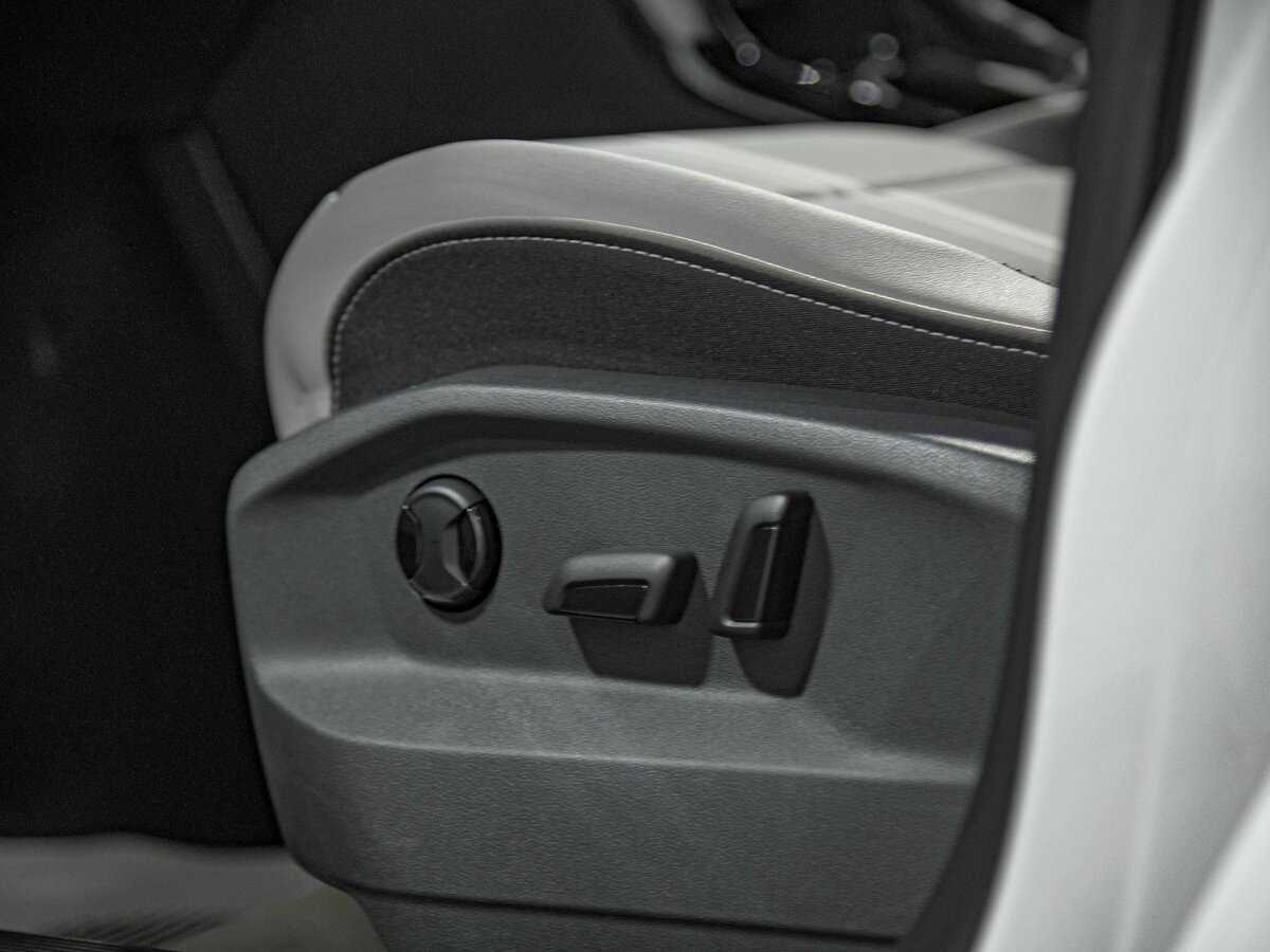 Купить Volkswagen T-Roc, 2024, 46 км, фото №16