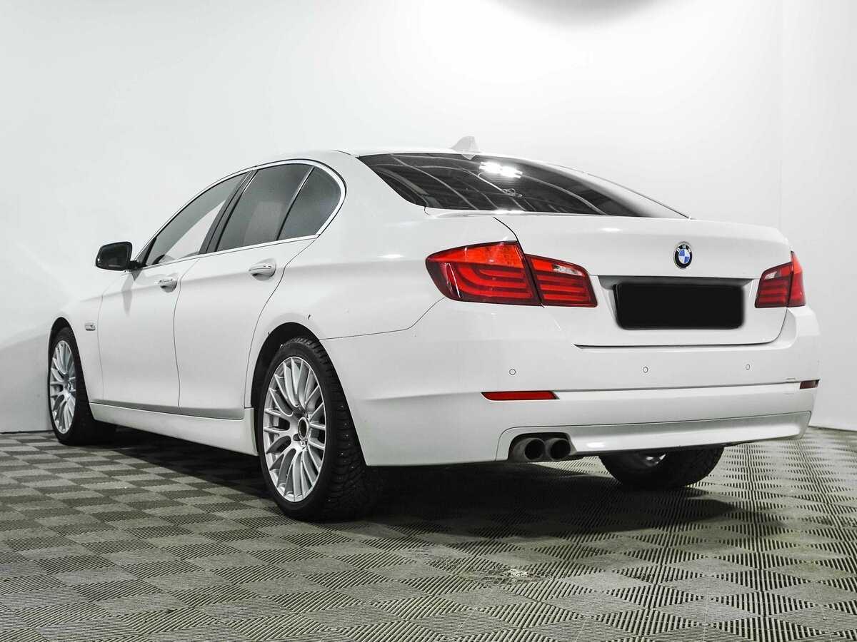Купить BMW 5 серии 520i, 2013, 213 136 км, фото №6