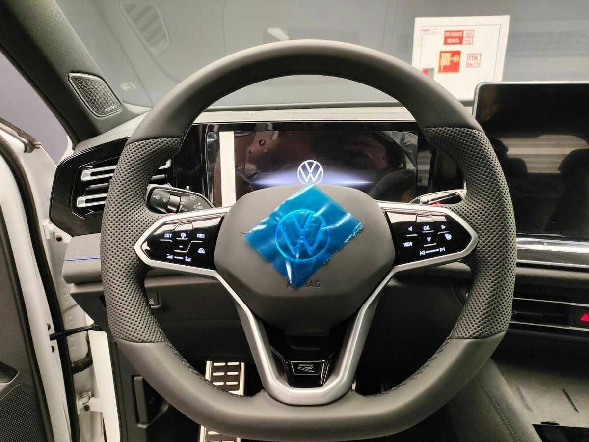 Купить Volkswagen Tiguan L Pro, 2024, 86 км, фото №9